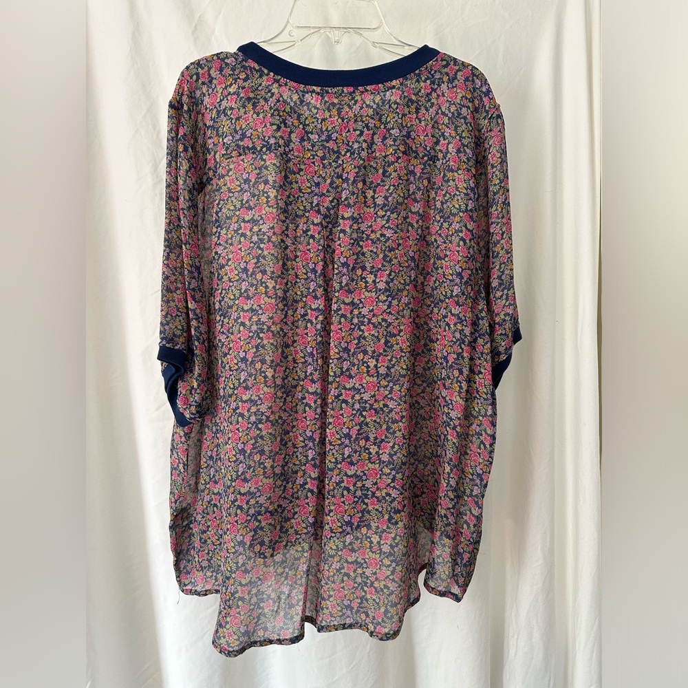 NWT One Fine Day Floral Silk Blouse - Picture 3 of 6